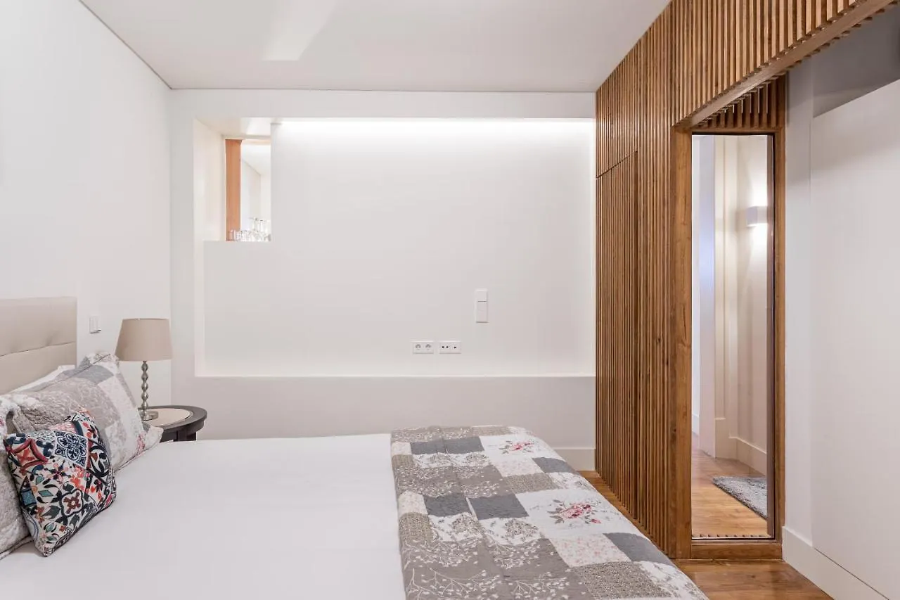 Altido Elegant Bica Apartment In Historical Centre Lisbona